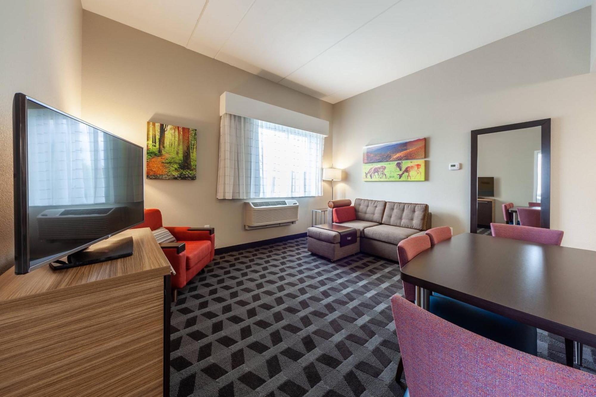 2 Bedroom Suite,1538727673:JPEG